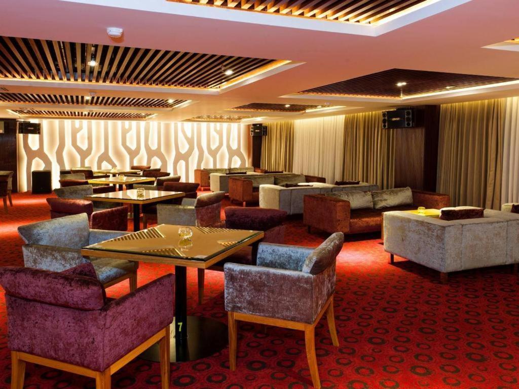 Iris Hotel Can Tho Buitenkant foto