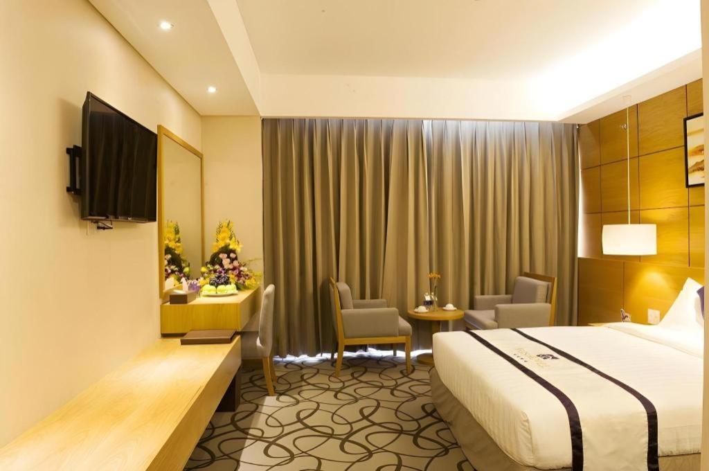 Iris Hotel Can Tho Buitenkant foto