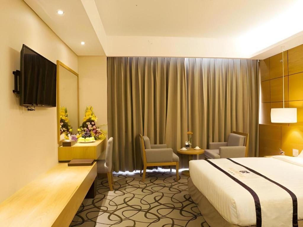 Iris Hotel Can Tho Buitenkant foto