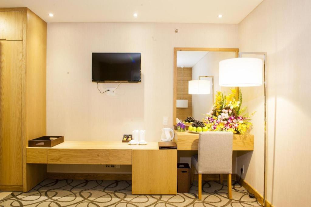 Iris Hotel Can Tho Buitenkant foto